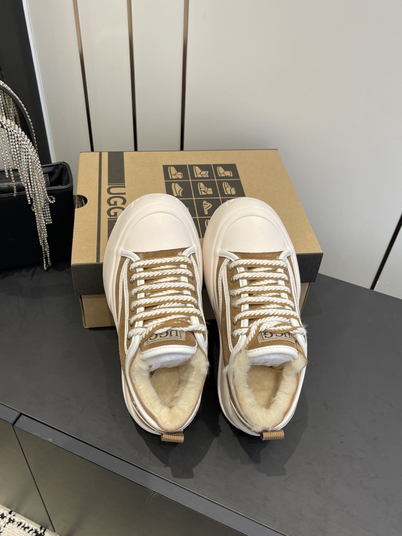 Ugg Flat Shoes